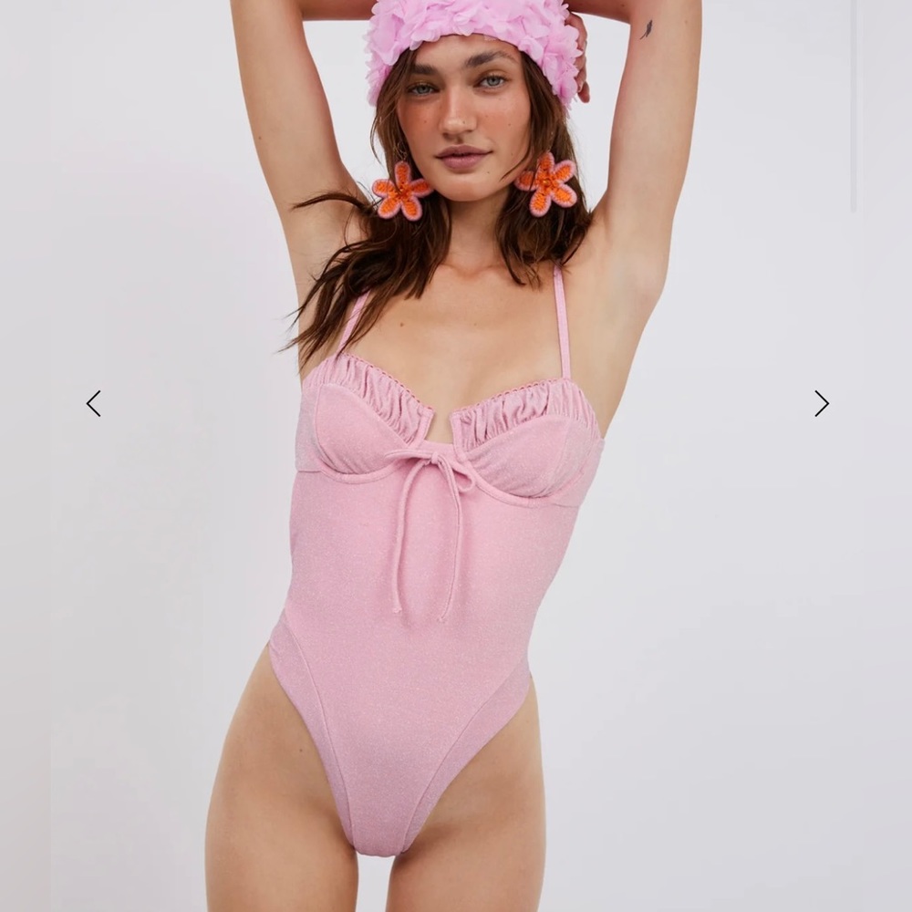 BRAND NEW WITH TAGS SIZE M For Love and Lemons Rosewater one piece swimsuit